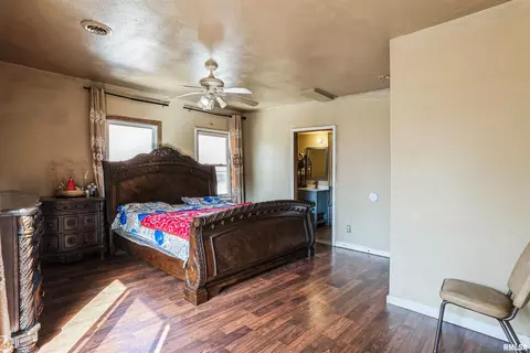 130 9th St, Silvis, IL 61282 photo 17