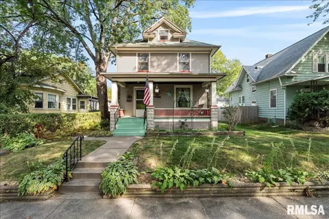 2211 Western Ave, Davenport, IA 52803