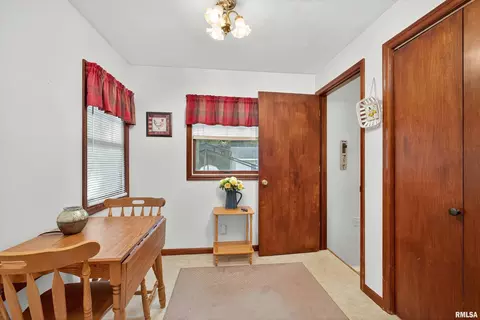 1802 26th Ave, Moline, IL 61265 photo 14