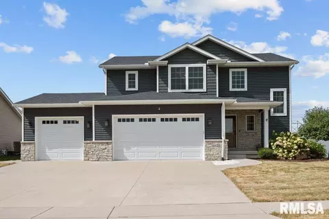 6524 Lillie Ave, Davenport, IA 52806