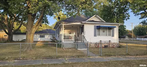 302 Broadway St, New Boston, IL 61272
