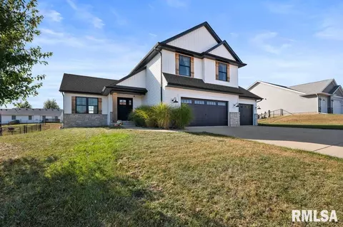 115 Parkview Dr, Eldridge, IA 52748 photo 2