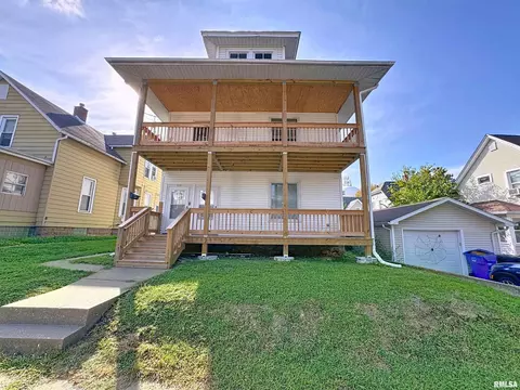 1711 17th St, Moline, IL 61265