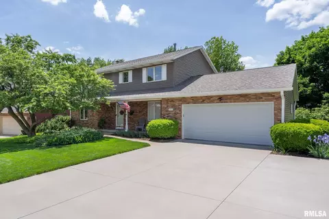 1455 Prairie Vista Dr, Bettendorf, IA 52722