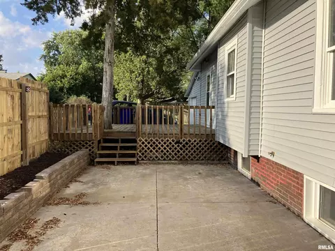 414 E Oak St, Kewanee, IL 61443 photo 44