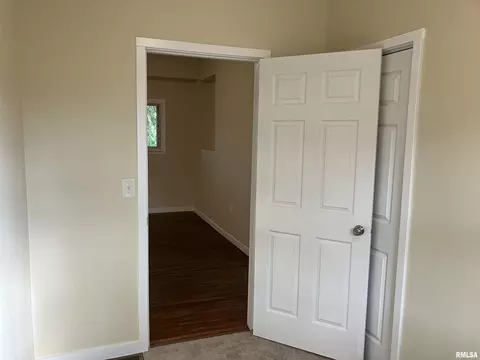 414 E Oak St, Kewanee, IL 61443 photo 26