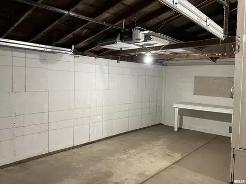 414 E Oak St, Kewanee, IL 61443 photo 38