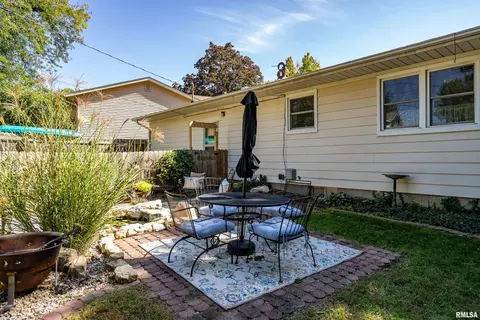 2407 2nd St, Moline, IL 61265 photo 29