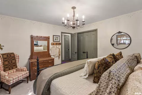 2407 2nd St, Moline, IL 61265 photo 15