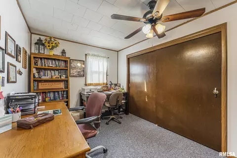 201 E Monroe St, Joy, IL 61260 photo 5