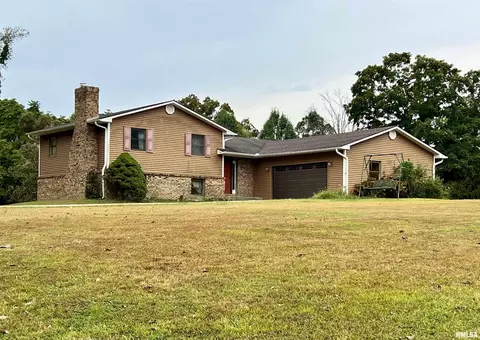 714 Raccoon Valley Rd, Makanda, IL 62958