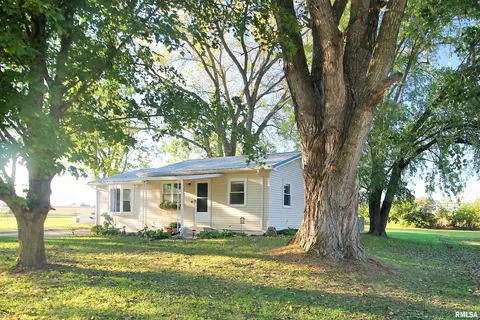 24821 149th Ave N, Cordova, IL 61242
