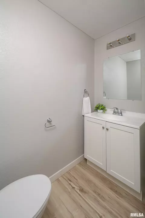 1824 25th Ave, Moline, IL 61265 photo 23