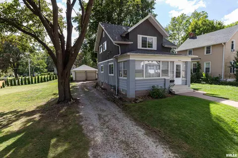 1824 25th Ave, Moline, IL 61265 photo 2