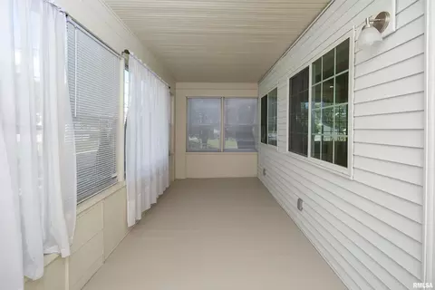 1824 25th Ave, Moline, IL 61265 photo 13