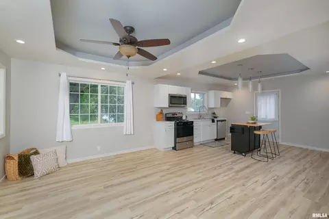 1824 25th Ave, Moline, IL 61265 photo 18