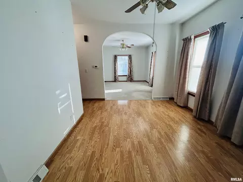 809 Goethe St, Dubuque, IA 52001 photo 8