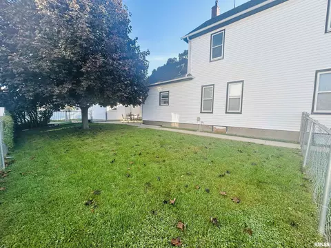 809 Goethe St, Dubuque, IA 52001 photo 17