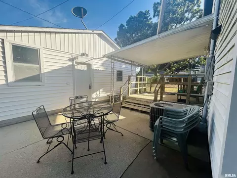 809 Goethe St, Dubuque, IA 52001 photo 16
