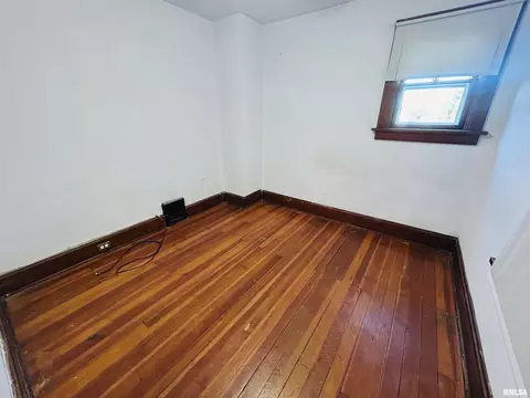 809 Goethe St, Dubuque, IA 52001 photo 11