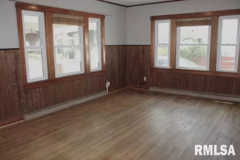516 W Prospect St, Kewanee, IL 61443 photo 9