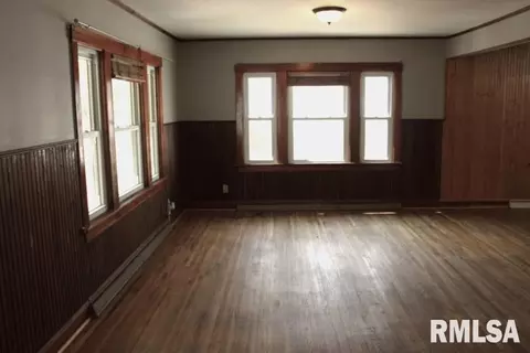 516 W Prospect St, Kewanee, IL 61443 photo 8