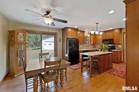 8508 Centerville Rd, Hannibal, MO 63401 photo 4