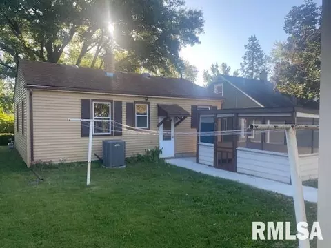 1707 18th Street C, Moline, IL 61265 photo 4