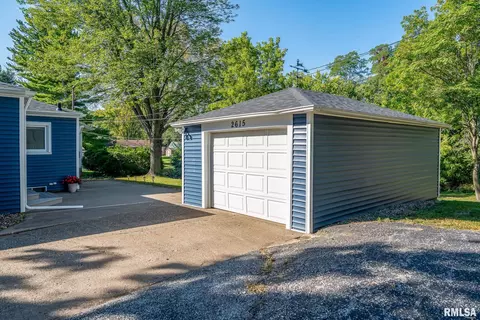 2615 4th St, Moline, IL 61265 photo 21