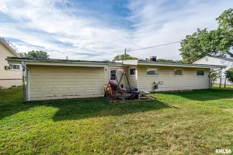 3209 15th Ave, Moline, IL 61265 photo 12