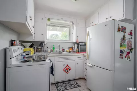 3209 15th Ave, Moline, IL 61265 photo 6