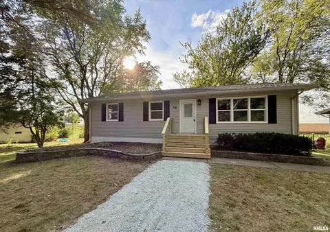 318 Meadowcrest Dr, Andover, IL 61233