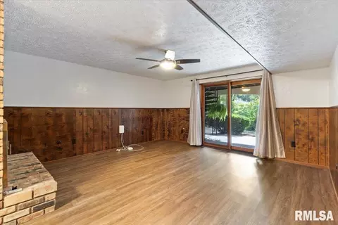 2901 32nd Ave, Moline, IL 61265 photo 29