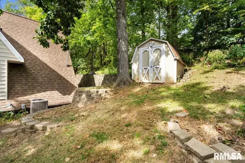 2901 32nd Ave, Moline, IL 61265 photo 38
