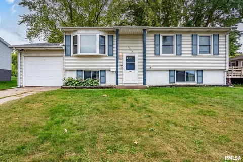 3549 W Garfield St, Davenport, IA 52804