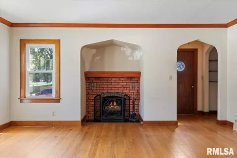 553 25th Ave, Moline, IL 61265 photo 8