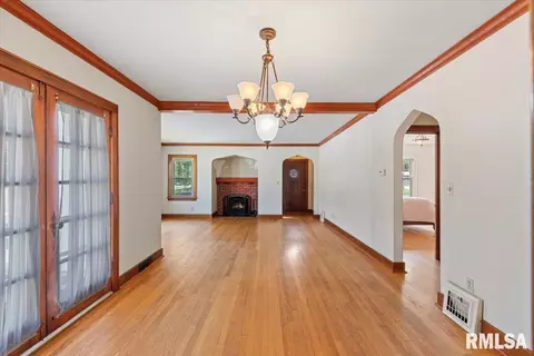 553 25th Ave, Moline, IL 61265 photo 12