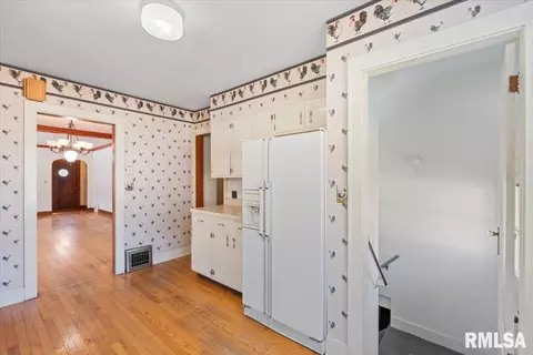 553 25th Ave, Moline, IL 61265 photo 13