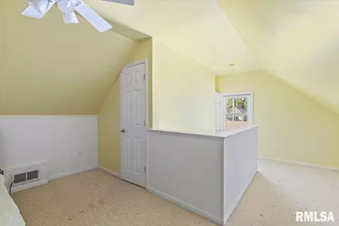 553 25th Ave, Moline, IL 61265 photo 28
