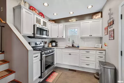 1620 27th Ave, Moline, IL 61265 photo 11