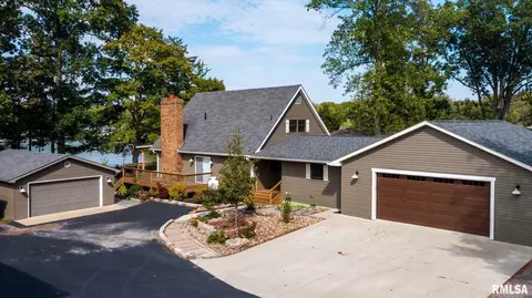 11952 Laguna Dr, Marion, IL 62959