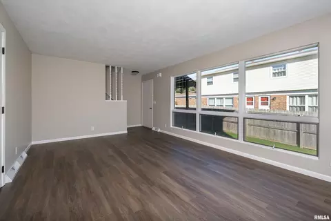 3608 34th St, Moline, IL 61265 photo 24