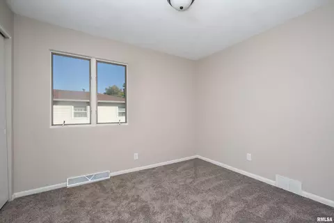 3608 34th St, Moline, IL 61265 photo 37