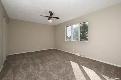 3608 34th St, Moline, IL 61265 photo 35
