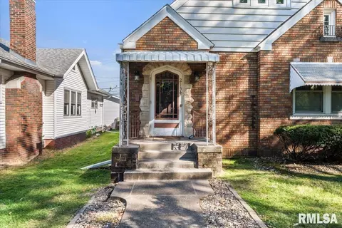 2134 15th Street A, Moline, IL 61265 photo 4