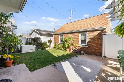 2134 15th Street A, Moline, IL 61265 photo 46
