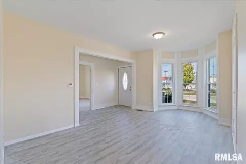 508 E North St, Geneseo, IL 61254 photo 14