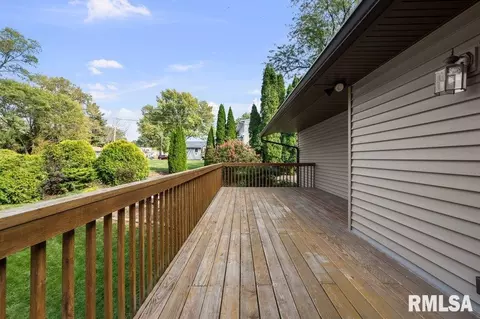 223 28th Ave, Moline, IL 61265 photo 40