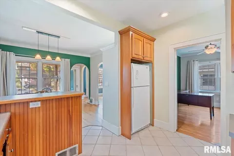 2421 15th Ave, Moline, IL 61265 photo 15