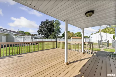 4757 19th Ave, Moline, IL 61265 photo 8